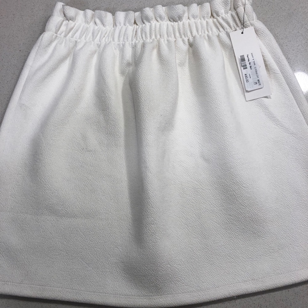 Cute white summer skirt